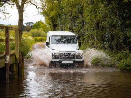 Land Rover Defender (-2018) sada pro střešní uchycení