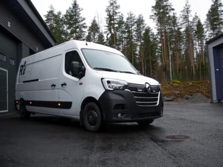 Renault Master (2020+) – sada pro světlomety do mřížky chladiče