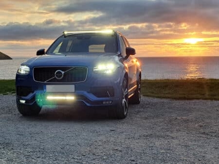 Volvo XC90 – Sada pro montáž světlometů na střechu