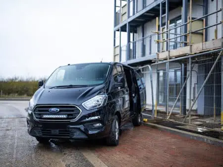 Ford Transit Custom (2018+) – sada pro osvětlení do nárazníku
