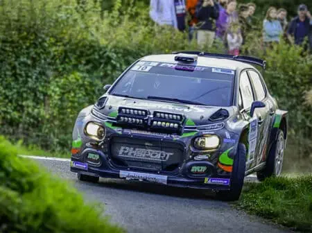 Citroen C3 – světelná rampa pro 4 světlomety