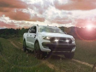 FORD RANGER (2016+) – Sada pro osvětlení do mřížky chladiče