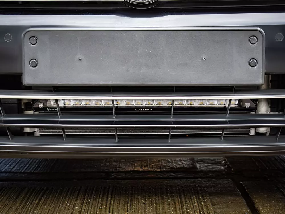 VW Passat (2015+) – Sada do nárazníku