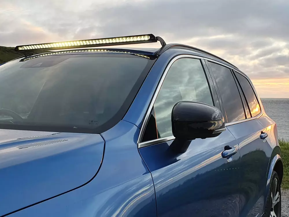 Volvo XC90 – Sada pro montáž světlometů na střechu