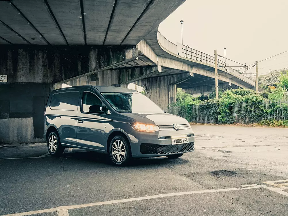 VW Caddy (2021+) – Sada do nárazníku