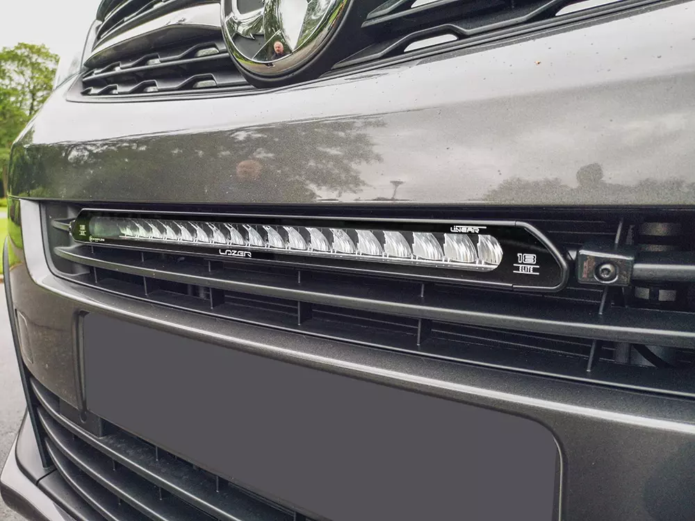 Opel Vivaro (2019+) – Sada pro osvětlení do mřížky chladiče